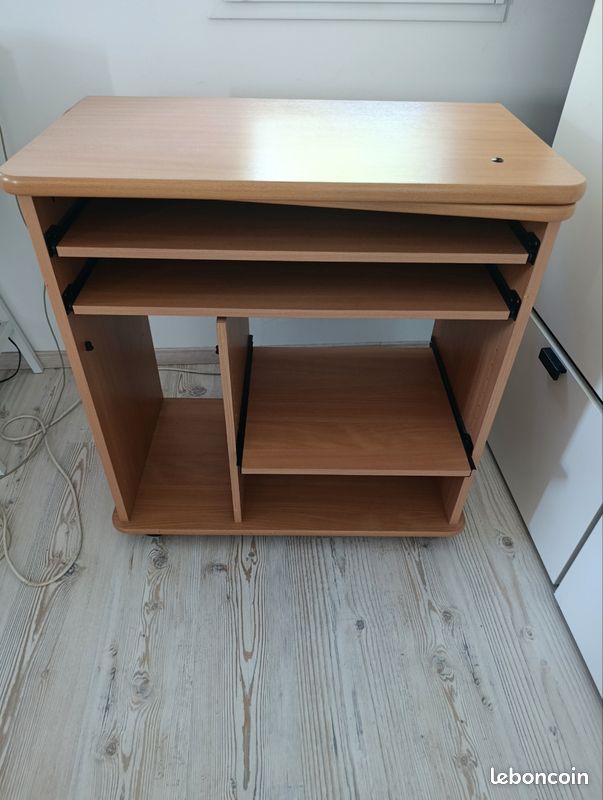 Bureau ordinateur (image 1)