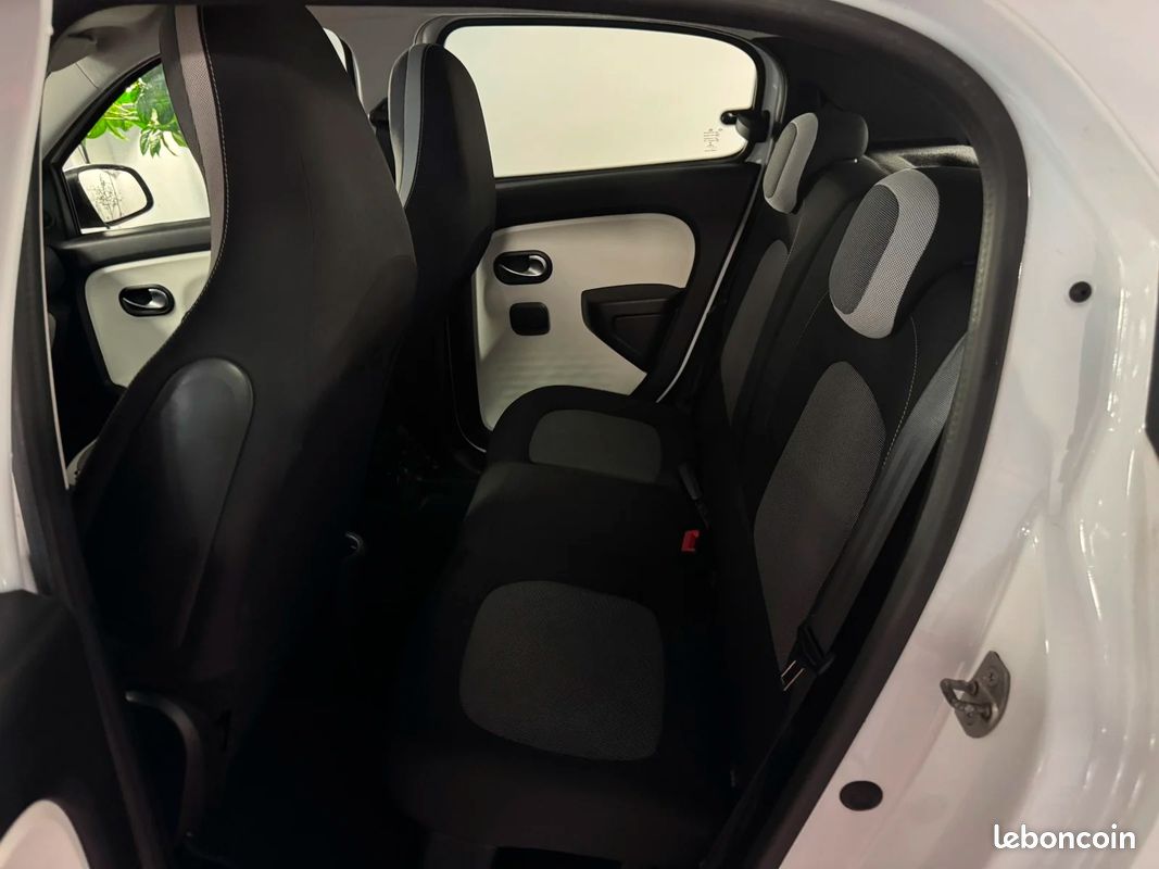 RENAULT TWINGO III 1.0 SCe 70 E6C Limited / REGULATEUR / BLUETOOTH / SUIVI RENAULT (image 15)