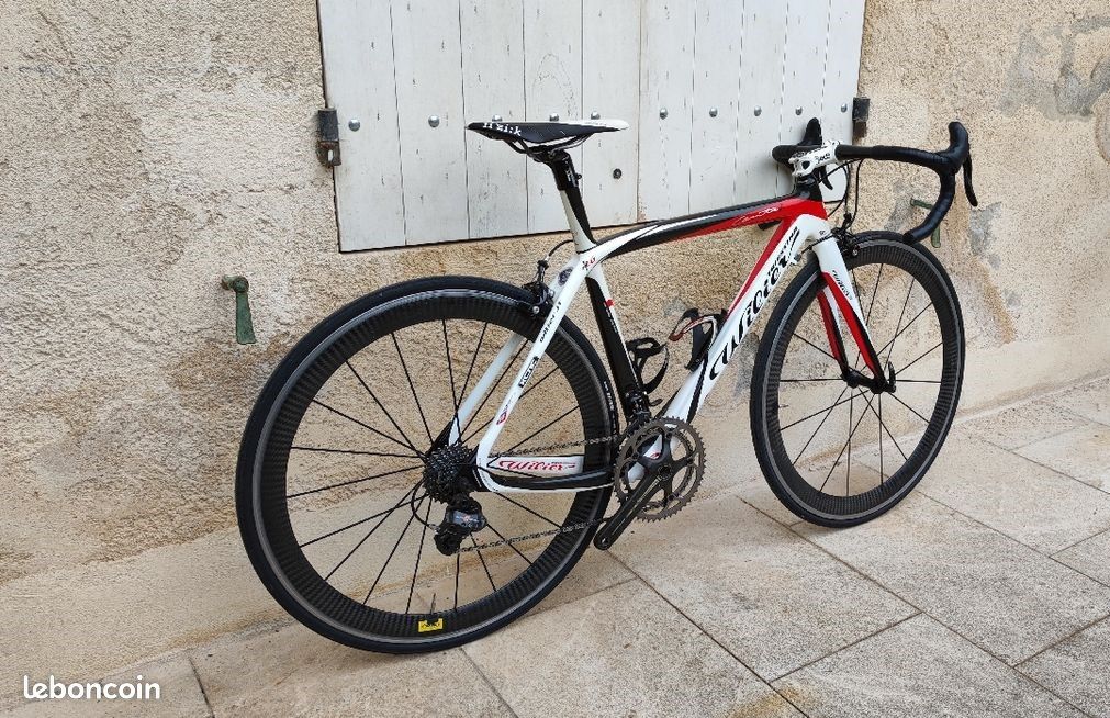 Wilier Triestina Cento 1 Taille S (cadre et roues en carbone = très leger) (image 4)