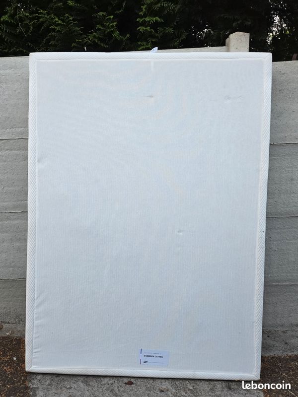 Lit 160x200 (image 3)