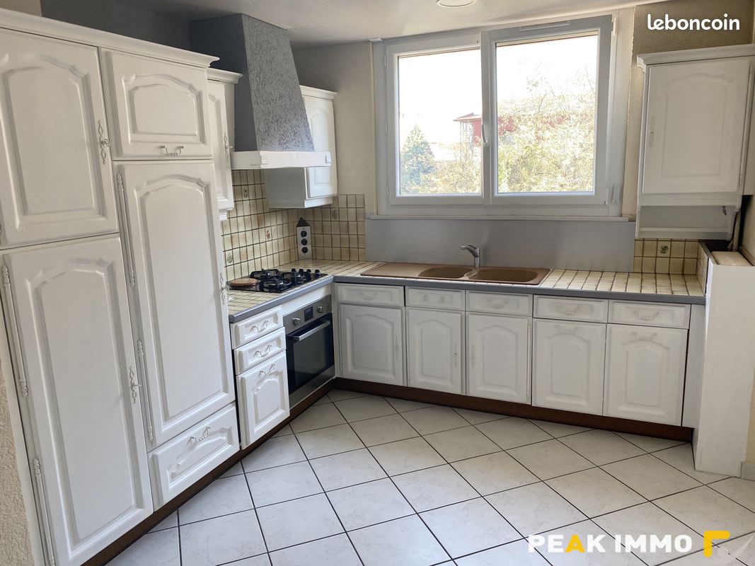 Appartement 3 pièces 80 m² · à Annemasse · 80 m² · 1 400 €/mois