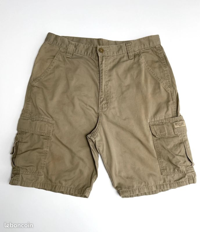 Wrangler Authentics vintage beige camel cargo shorts Mens W31 (image 1)