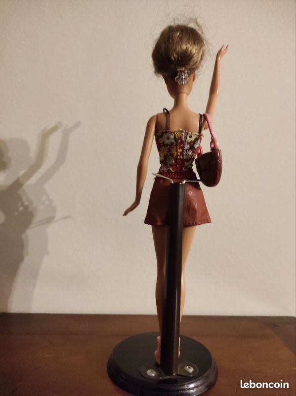 Vêtements pour poupées Barbie (image 3)