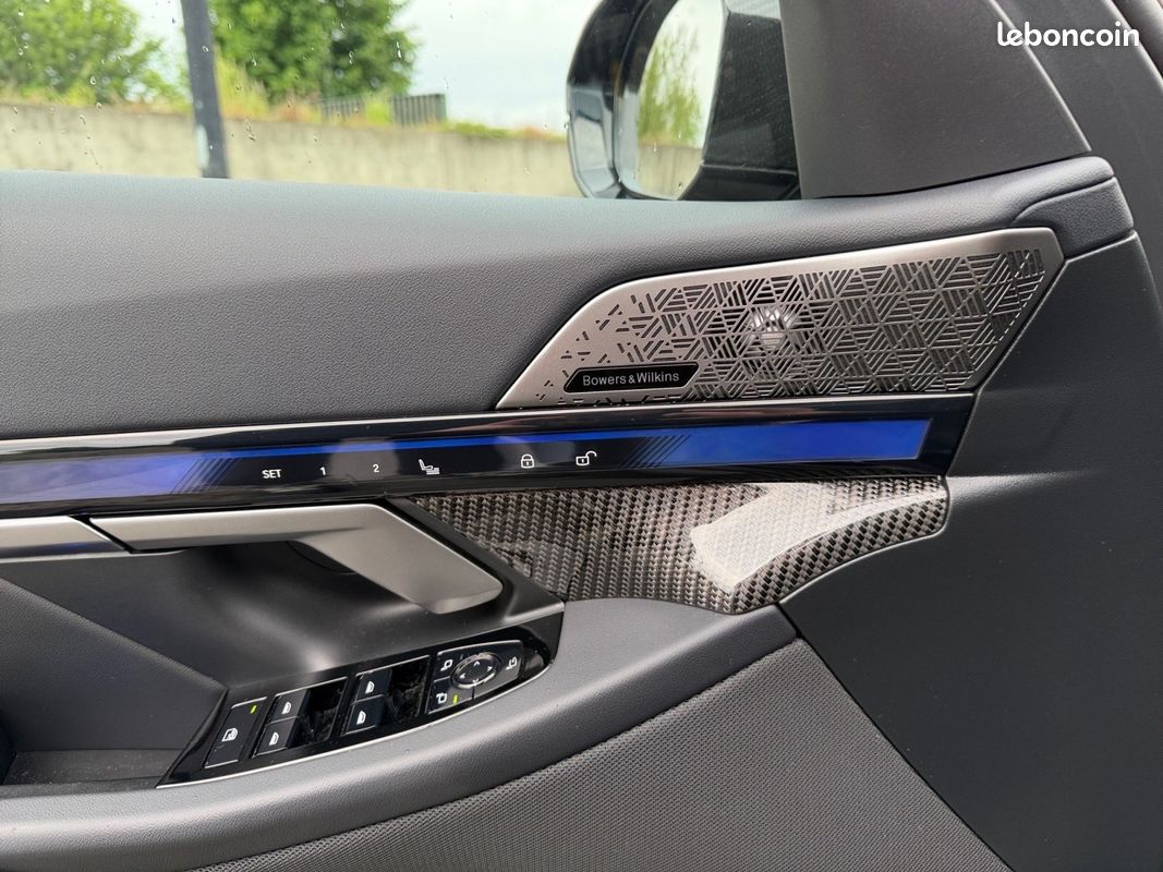 BMW M5 Touring M5 xDrive 4.4 V8 727 cv Plug in Hybrid Steptronic8 (image 18)