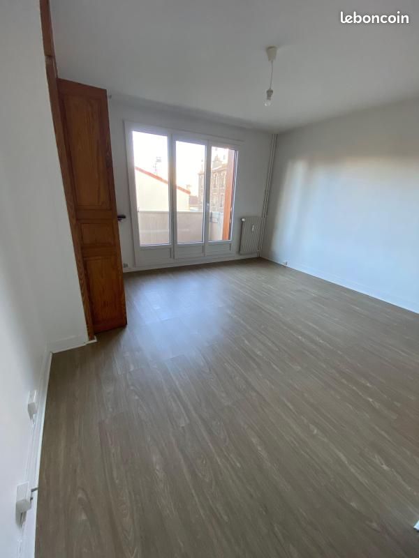 Appartement 1 pièce 28 m² · à Vanves · 28 m² · 979 €