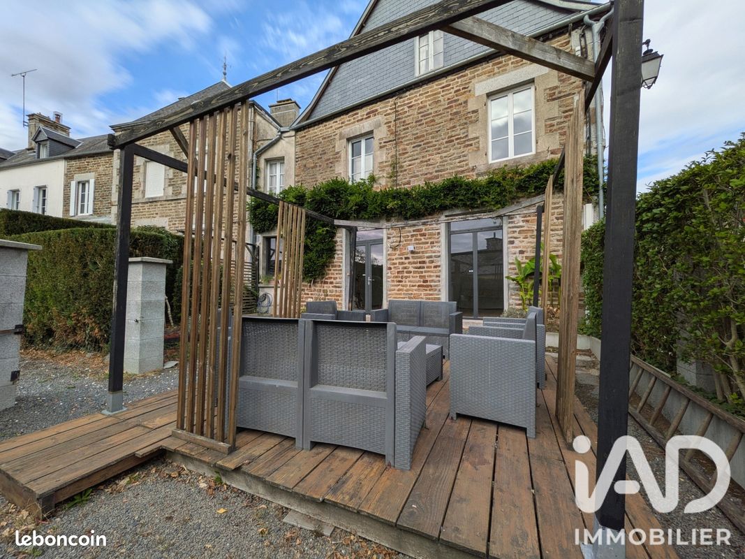 Maison 6 pièces 114 m² · à Brécey · 114 m² · 149 000 €