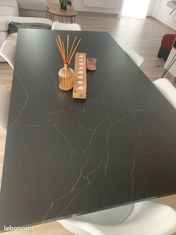 Vend table à manger (image 1)