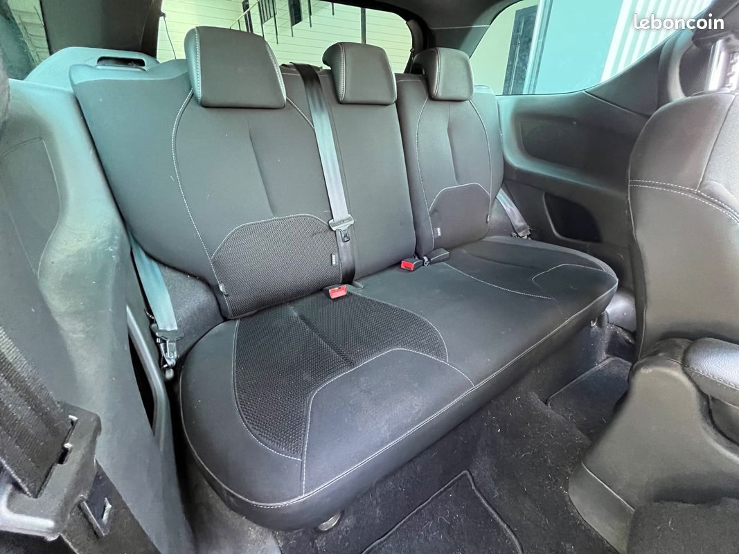Citroen ds 3 1.6 hdi 92ch so chic/ distribution faite pour la vente (image 19)