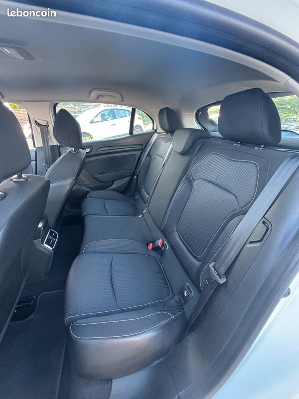 Renault Mégane IV 1.5 Blue dCi 115ch (image 4)