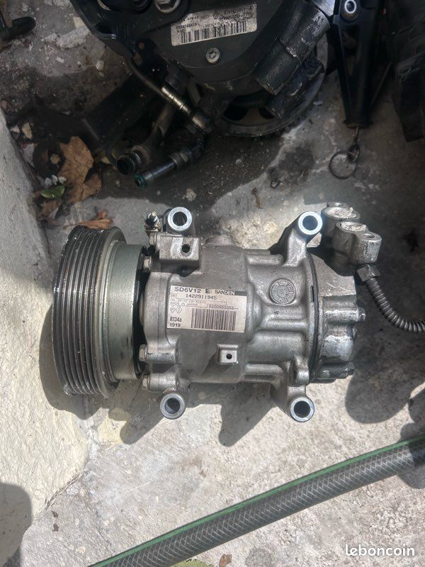 Compresseur Clim Clio 3 (image 1)