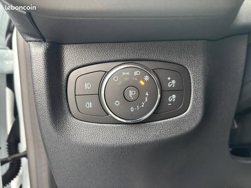Ford Transit Courier 1.5 EcoBlue 100ch Trend (image 12)
