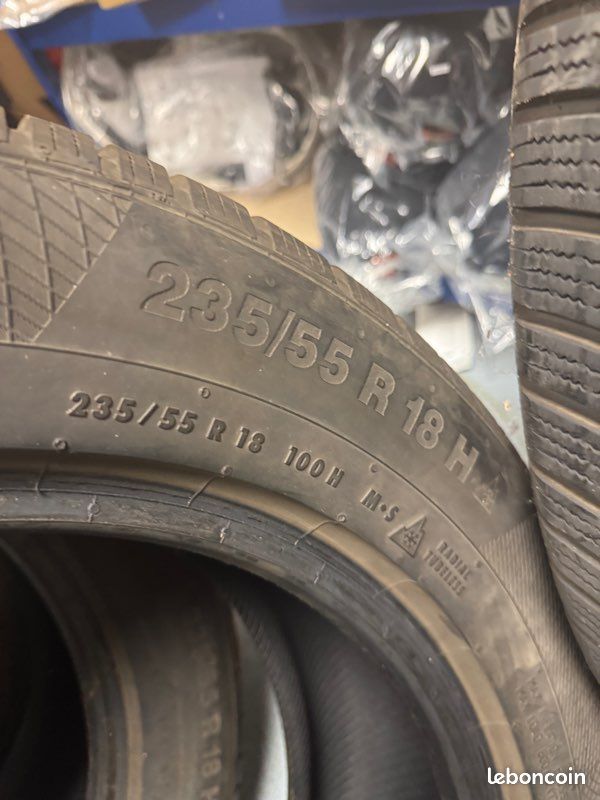 4 pneus continental hiver 235/55 R18 (image 2)