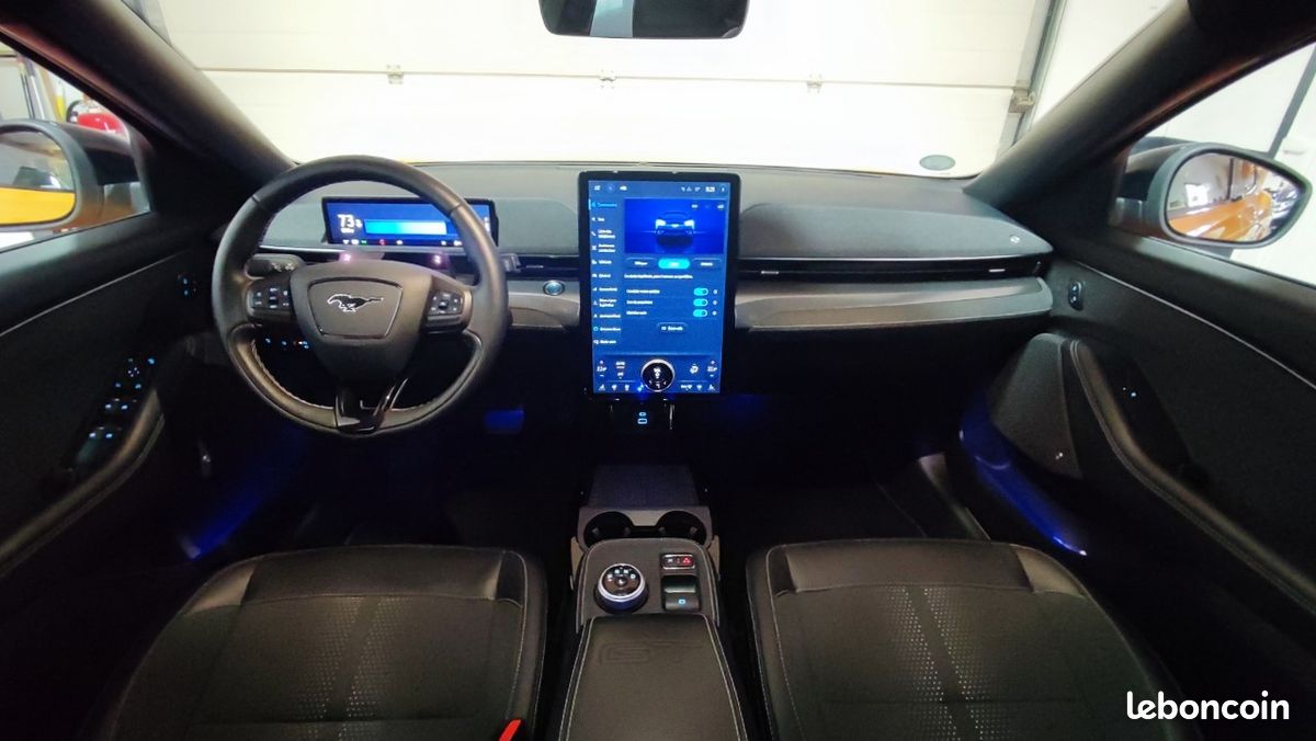 Ford mustang mach-e extended range 99 kwh 487 awd gt / audio b&o / toit pano / 4×4 (image 5)