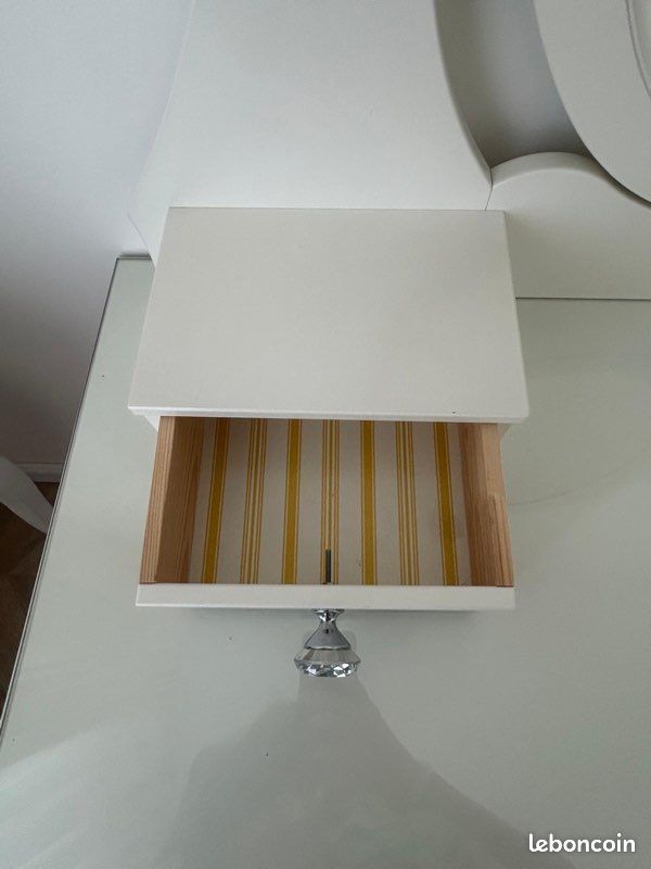 Commode adulte IKEA fauteuil maisons du monde (image 2)