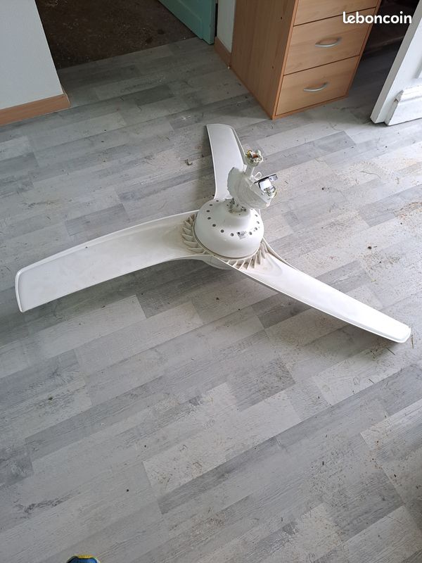 Plafonnier (image 2)