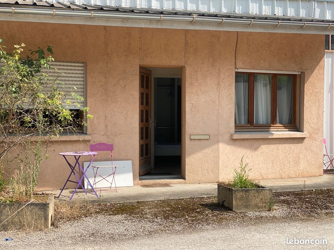 Appartement 1 pièce 32 m² · à Saint-Martin-d'Hères · 32 m² · 530 €/mois