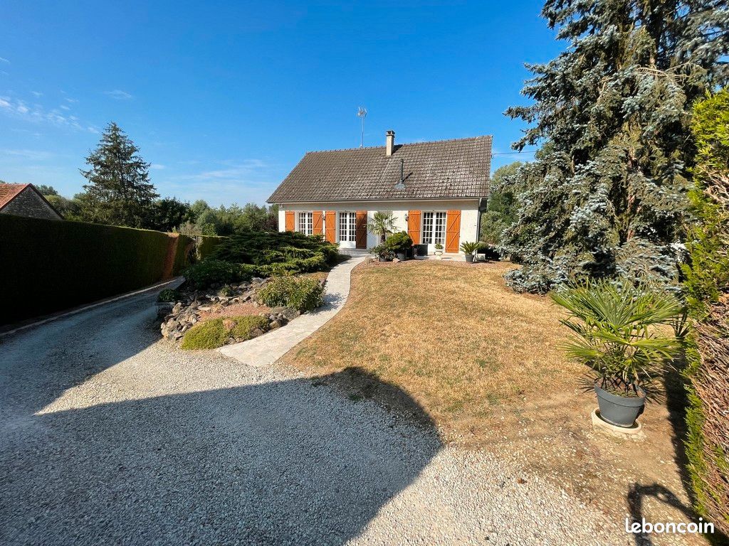 Maison 4 pièces 82 m² · à Poilly-sur-Tholon · 82 m² · 159 900 €