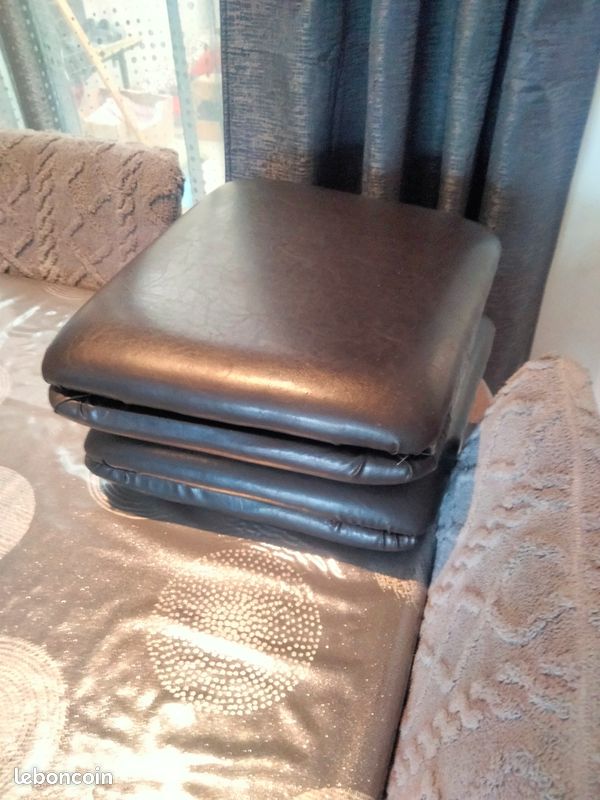 4 dessus de chaise en bois et similicuir matelassé marron (image 3)