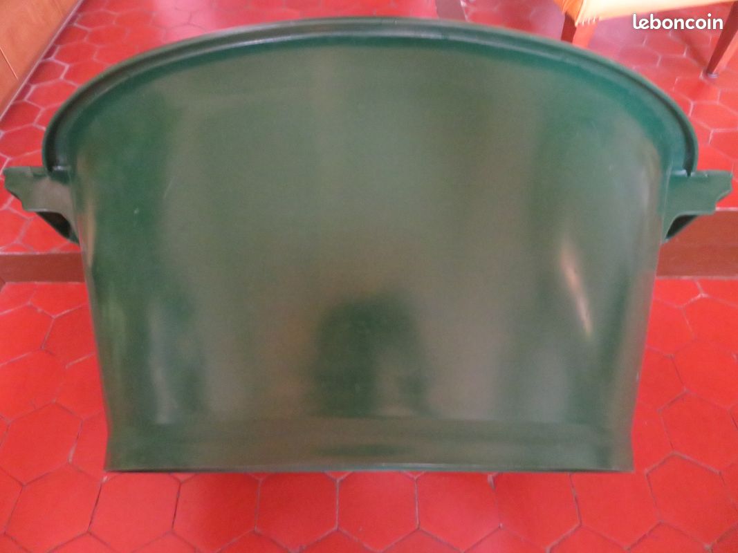 Baquet ovale 70L (image 3)