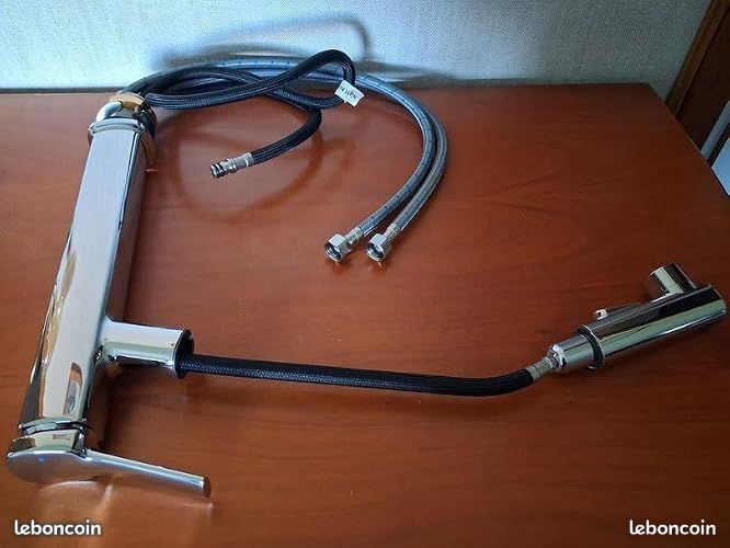 Robinet de lavabo avec douchette extractible (image 3)