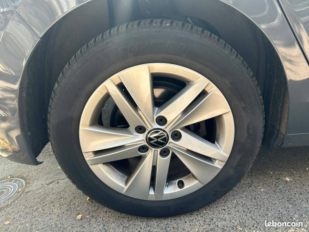 Volkswagen Golf VIII 2.0 TDi DSG7 150 cv (image 22)