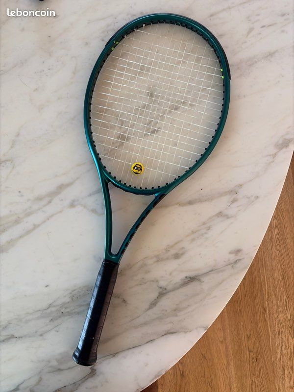 Wilson Blade 100 v9 (300g) manche 4 (image 1)