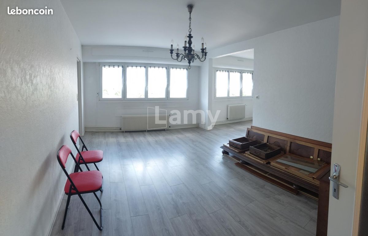 Appartement 4 pièces 86 m² · à Saint-Max · 86 m² · 830 €