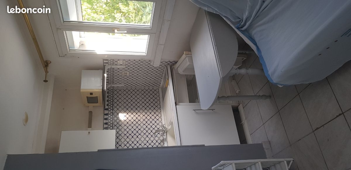 Appartement 1 pièce 14 m² · à Saint-Barthélemy-d'Anjou · 14 m² · 360 €/mois