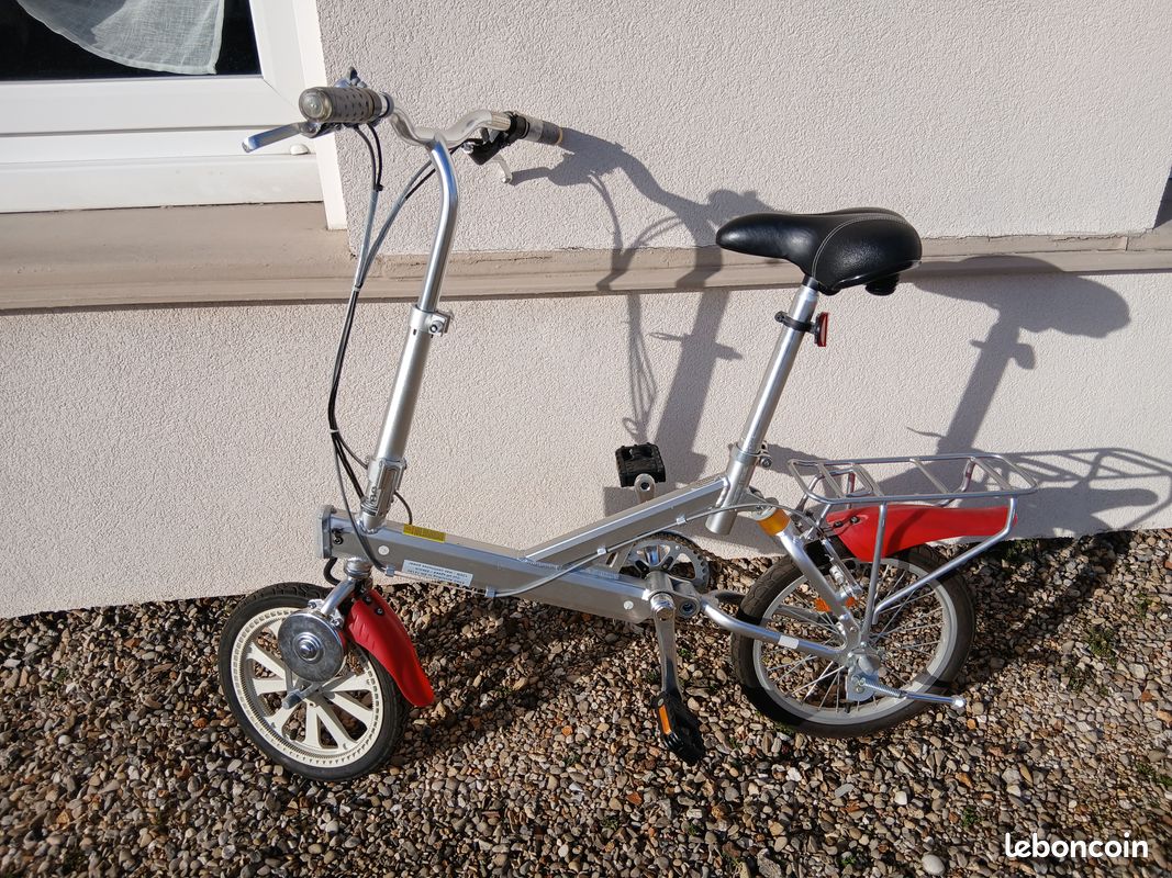 Vélo électrique pliant (image 1)