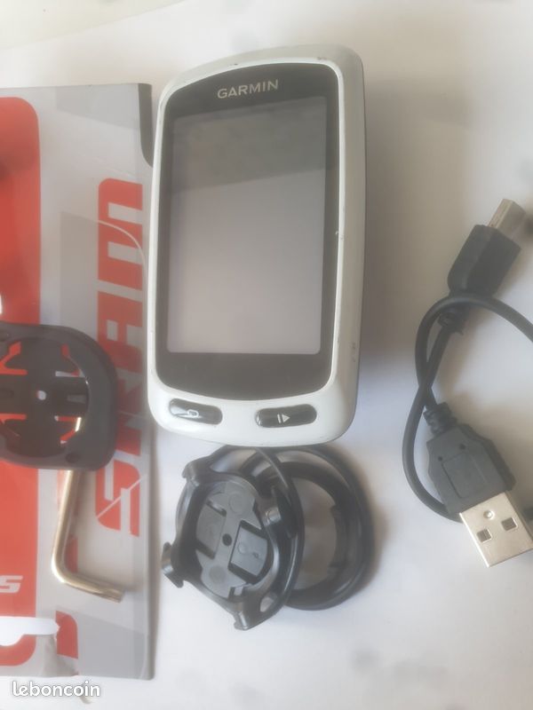 GARMIN Edge Touring d'occasion en bon état Sport Plein air