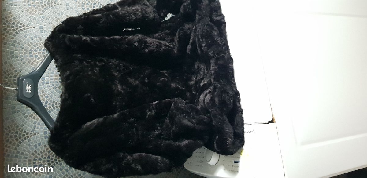 Magnifique Manteau Veste Fausse Fourrure noir Zara T.36 S (image 4)