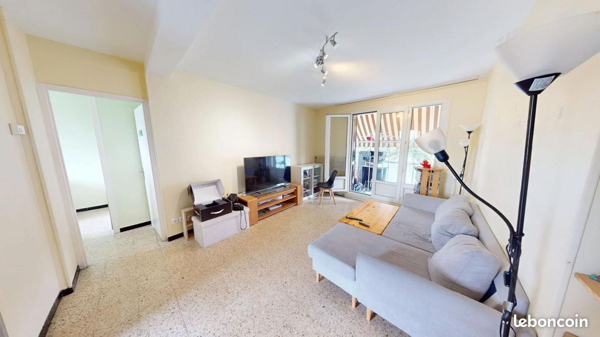 Appartement 3 pièces 51 m² · à Saint-Martin-d'Hères · 51 m² · 102 000 €