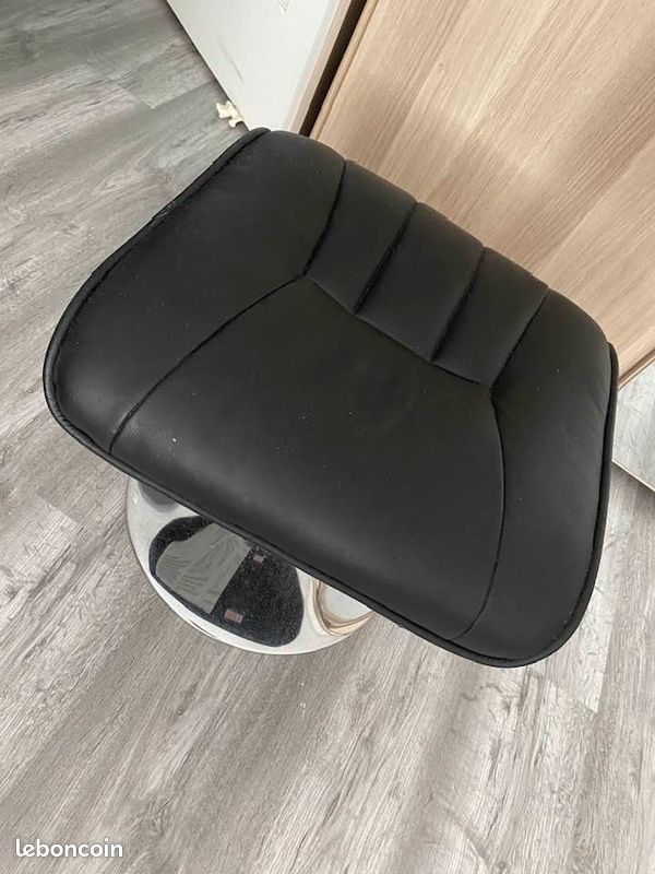 Petit Tabouret pour les jambes ou table basse (image 3)