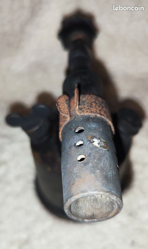 Ancienne lampe a souder a essence