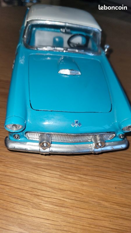 Majorette 1:18 - Ford Thunderbird 1955 Cabriolet Bleu - Voiture Miniature En Zamac (sans Boîte)