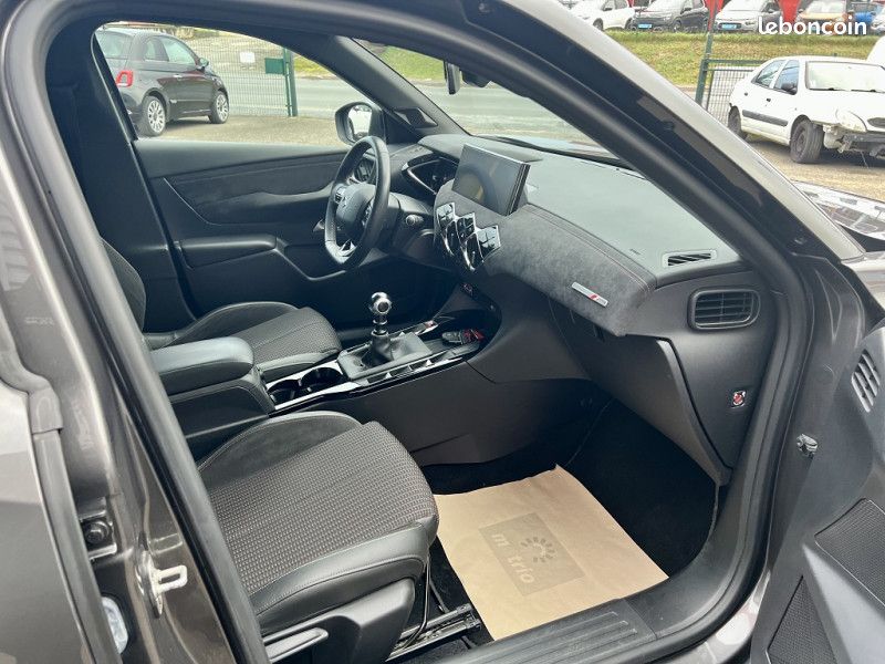 Ds DS 3 CROSSBACK BLUEHDI 100CH PERFORMANCE LINE (image 8)