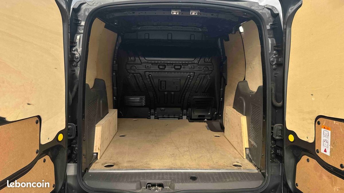 Ford transit connect fgn l1 1.0e100 e85 s&s trend business nav (image 8)