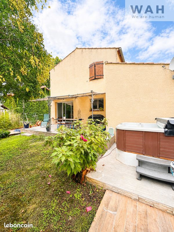 Maison 5 pièces 100 m² · à Aigues-Vives · 100 m² · 355 000 €