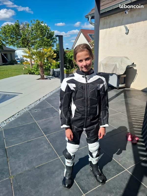 Combinaison moto (image 1)