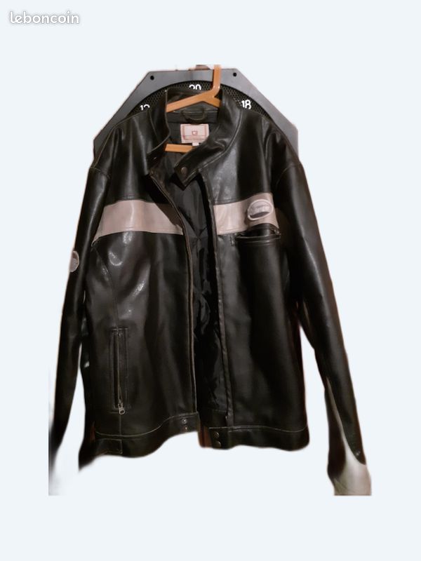 Veste faux cuir vintage (image 1)