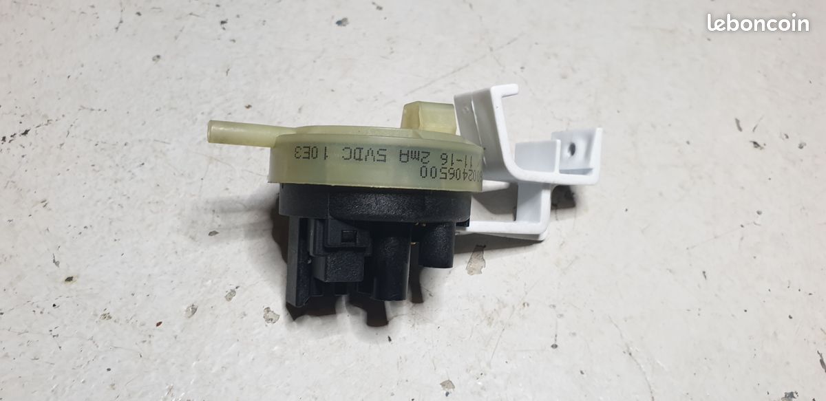 Pressostat Lave Linge Indésit (image 1)