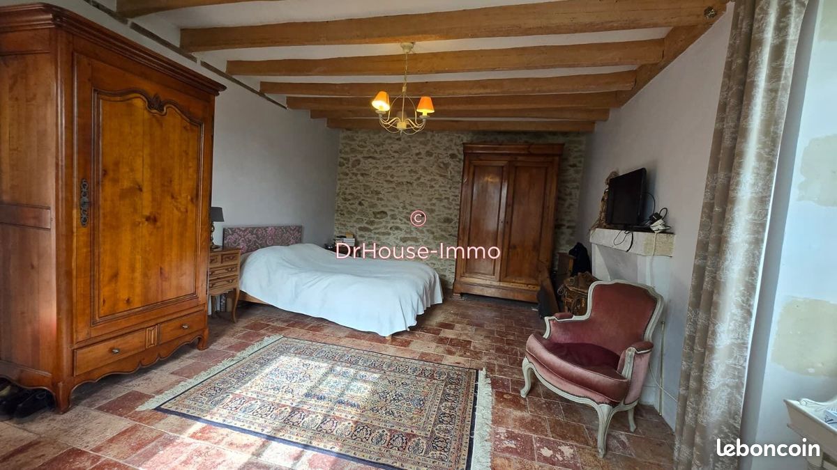 Propriété 8 pièces 260 m² (image 13)
