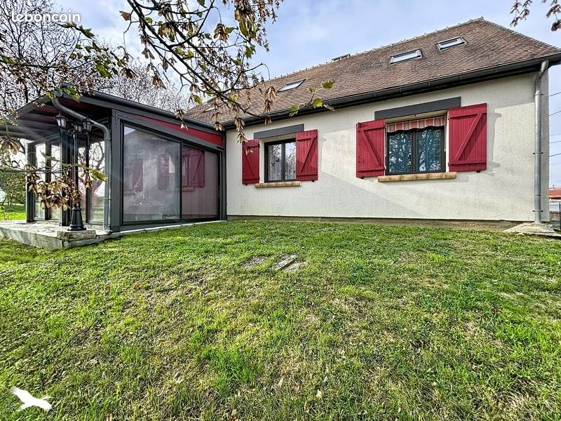 Maison 6 pièces 145 m² · à Veuzain-sur-Loire · 145 m² · 212 000 €