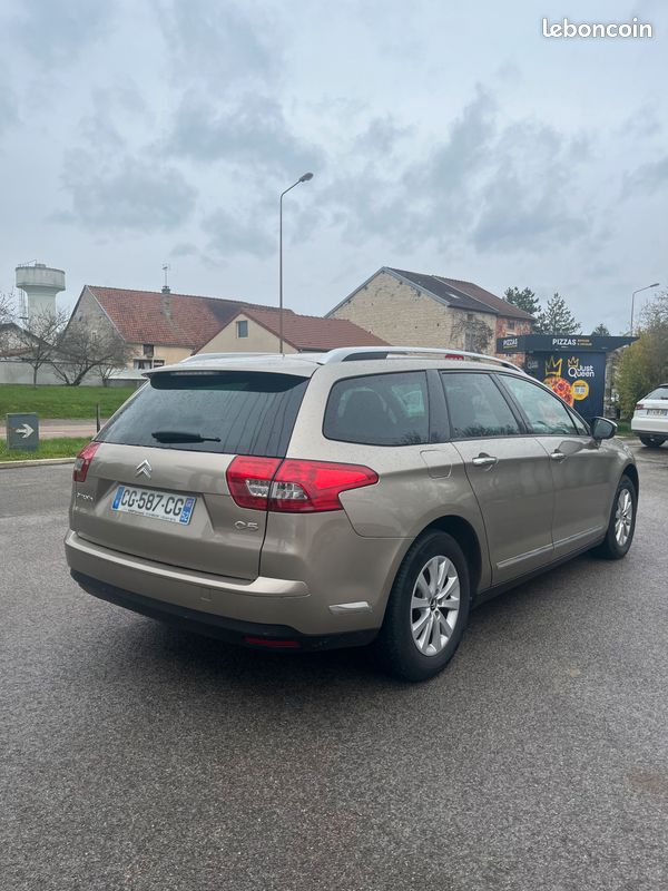 Citroën C5 II Tourer 1.6 HDi110 FAP Confort (image 3)