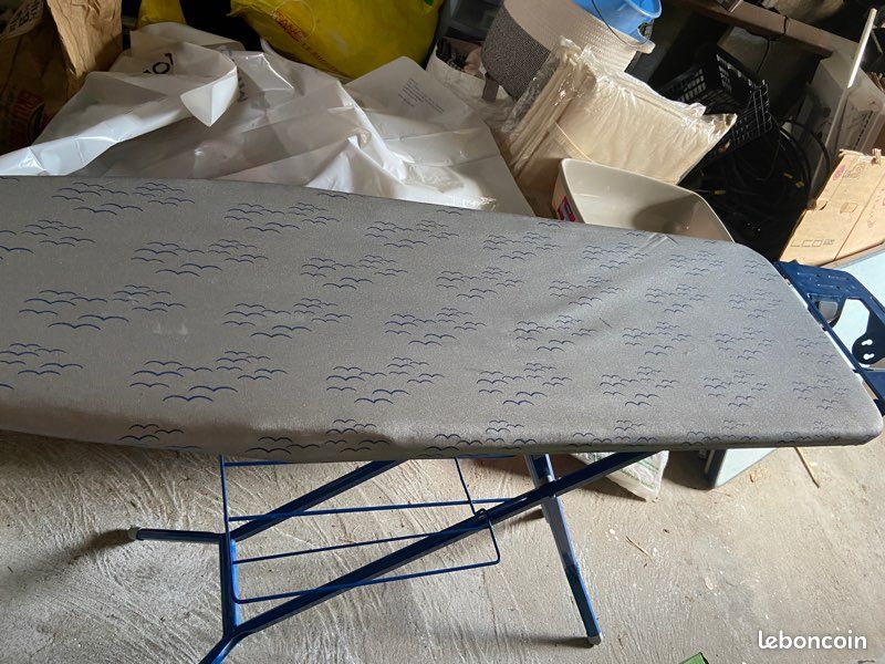 Table à repasser (image 2)