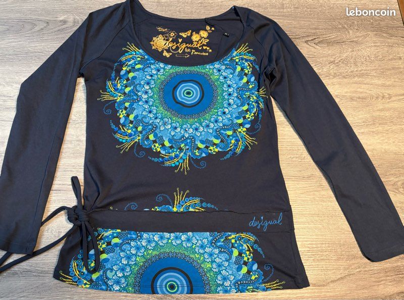 Top (t-shirt) Desigual Bleu Marine Taille L - Occasion Très Bon état - Style Marin/basique