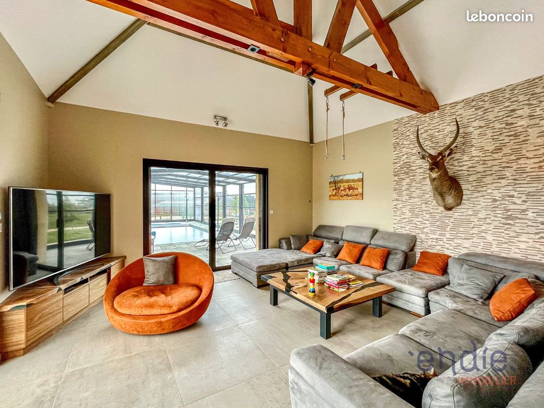 Propriété 7 pièces 278 m² (image 11)