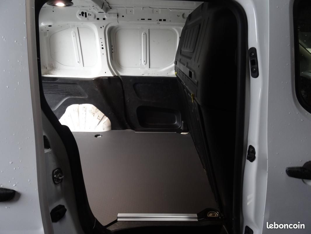 Citroën Berlingo 1.5 Hdi 130cv Dangel 4X4 (image 15)