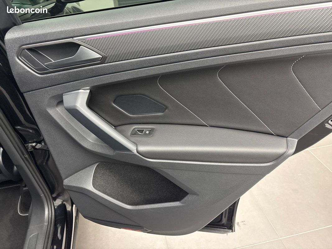 VOLKSWAGEN Tiguan 1.4 eHybrid 245ch DSG6 R-Line Exclusive (image 29)