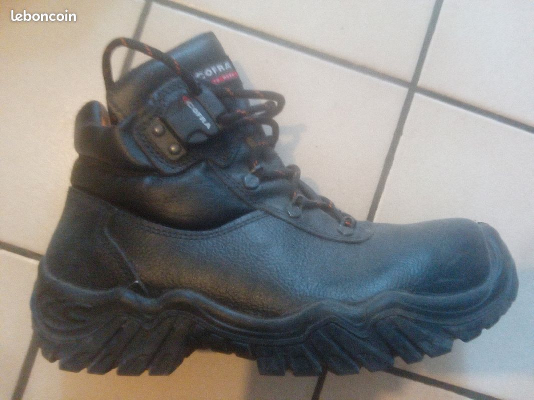 Chaussure de sécurité t42 (image 3)